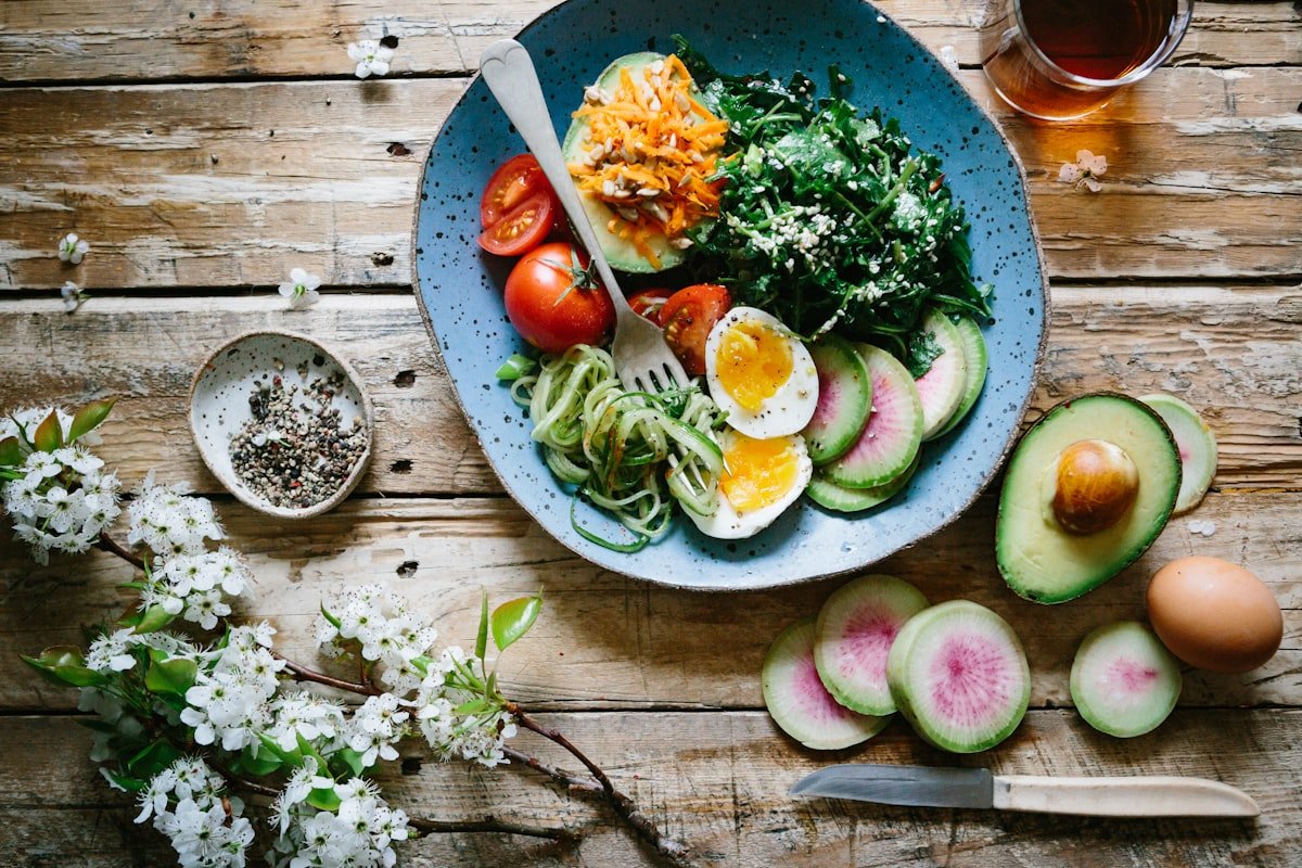 How to Eat on a Budget While Building Muscle